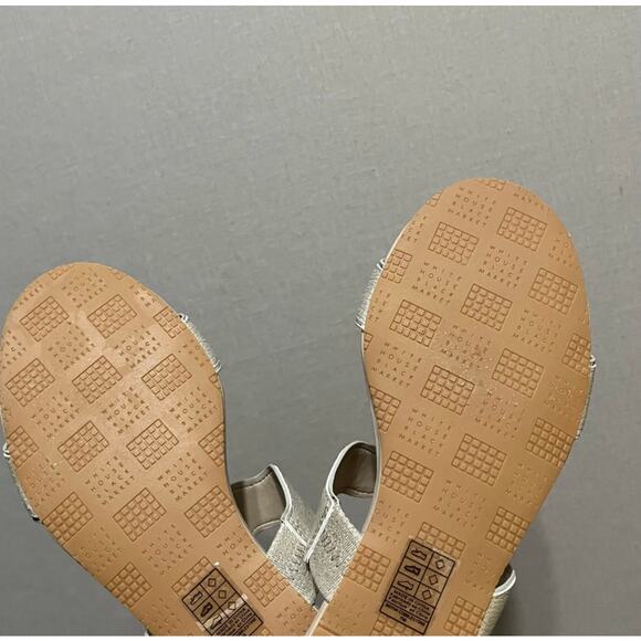 WHBM Brynn Cobblestone Scalloped Open Toe Sandals Sz-7M - Picture 6 of 6